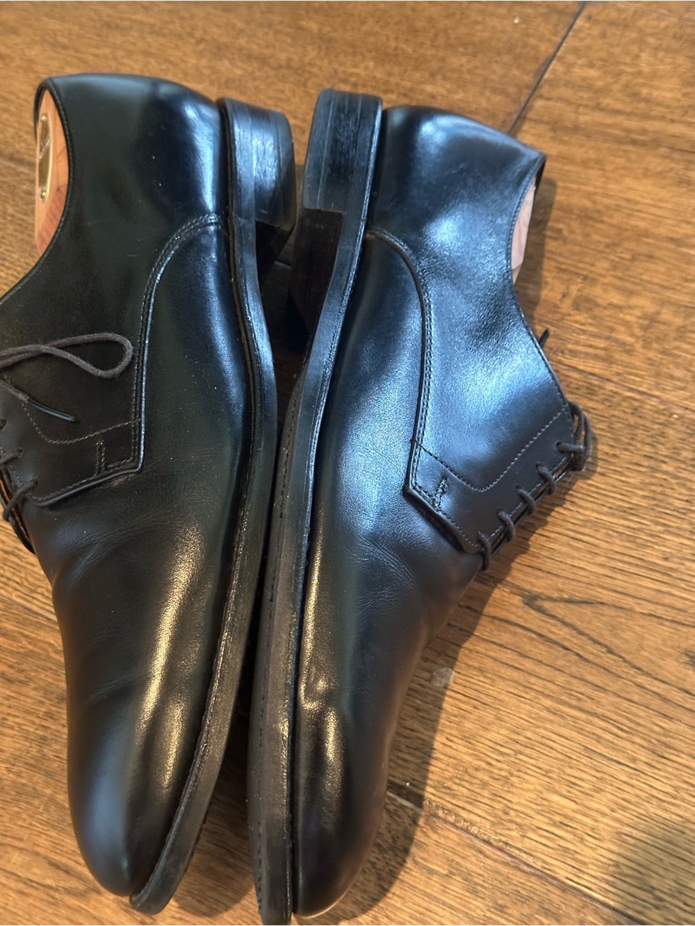 Allen Edmonds - Picture 4 of 16